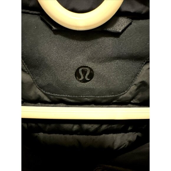 Lululemon Men's Large Down for It All Jacket Vest Navy Blue Lightweight NEW NWOT - Picture 11 of 11